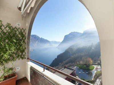 Apartment Apartment in Valbrona near Lake Como - Outdoor photo 5