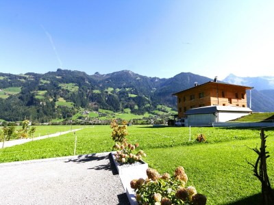 Apartment Apartment in Schwendau near Horbergbahn - Outdoor photo 2