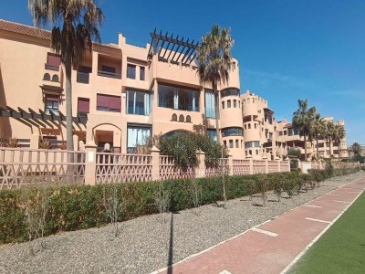 Apartment Apartment in Almerimar with Pool & Beach Access in Almerimar - Apartment