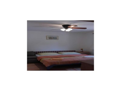 Apartment Apartments Smilje i Maslina - One Bedroom Apartment with Terrace 1 - Features photo 14