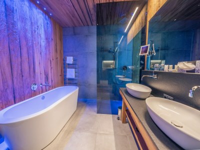 Apartment Apartment in Kaltenbach with Ski-In Access - Features photo 16