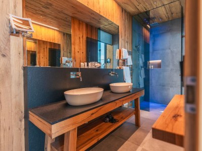 Apartment Apartment in Kaltenbach with Ski-In Access - Features photo 25