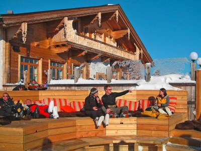 Apartment Chalet in Kaltenbach near Ski Lift & Sauna - Outdoor photo 25