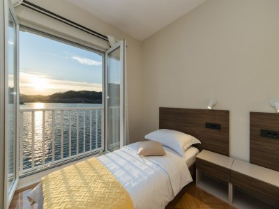 Apartment Apartments Ema-Comfort Two Bedroom Apartment with Sea View ( Fancy ) - Features photo 7