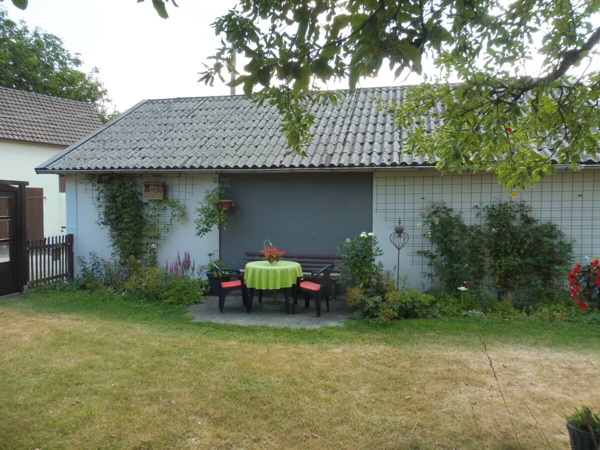 Apartment Wohnung mit Terrasse im Garten - Outdoor photo 4