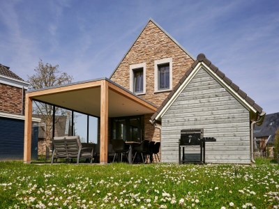 Holiday park Nice villa with veranda near holiday park - Outdoor photo 4