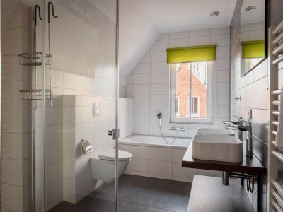 Holiday park Nice villa with veranda near holiday park - Features photo 13