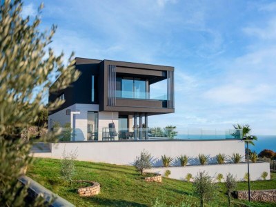 Holiday house Elegant Villa with Indoor Pool - Outdoor photo 17