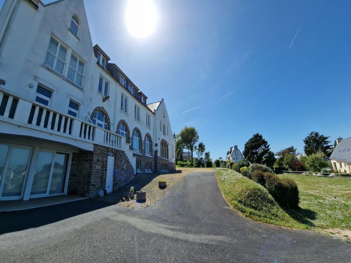 Apartment Flat in Primel with Sea View & Beaches Nearby - Outdoor photo 5