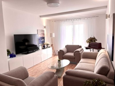 Apartment Apartment Lana - Two Bedroom Apartment with Terrace and Sea View in Mokošica - Apartment