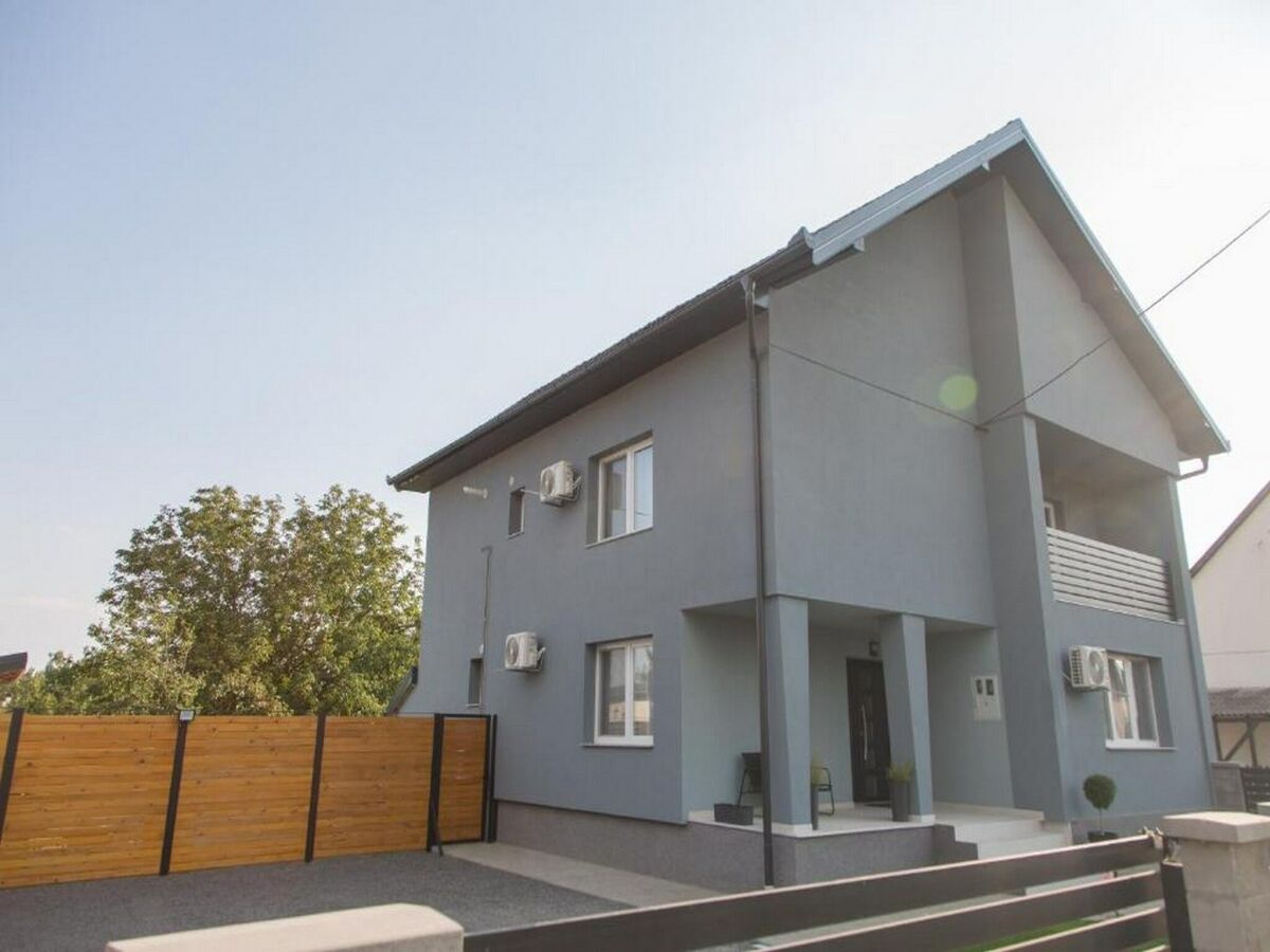 Holiday house Holiday Home Thesaurum - Four Bedroom Holiday Home with Swimming Pool - Outdoor photo 5