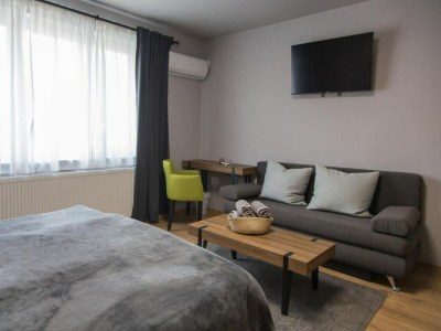 Holiday house Holiday Home Thesaurum - Four Bedroom Holiday Home with Swimming Pool - Features photo 15