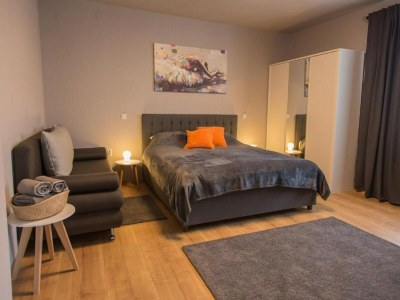 Holiday house Holiday Home Thesaurum - Four Bedroom Holiday Home with Swimming Pool - Features photo 16