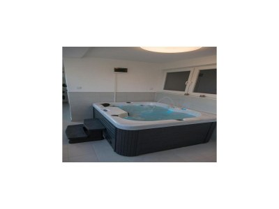 Holiday house Holiday Home Thesaurum - Four Bedroom Holiday Home with Swimming Pool - Features photo 18