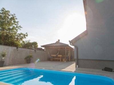 Holiday house Holiday Home Thesaurum - Four Bedroom Holiday Home with Swimming Pool - Outdoor photo 23