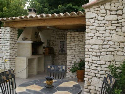 Holiday house Holiday Home in Le Thor with Private Pool - Outdoor photo 6