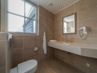 Holiday house Villa in Colijnsplaat mit Pool & Sauna - Features photo 12