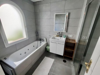 Holiday house Relaxed Retreat With Pool - Features photo 23