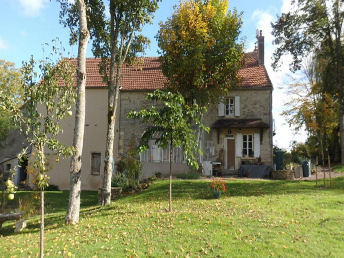 Holiday house Authentic country house in Tannay with garden - Outdoor photo 4