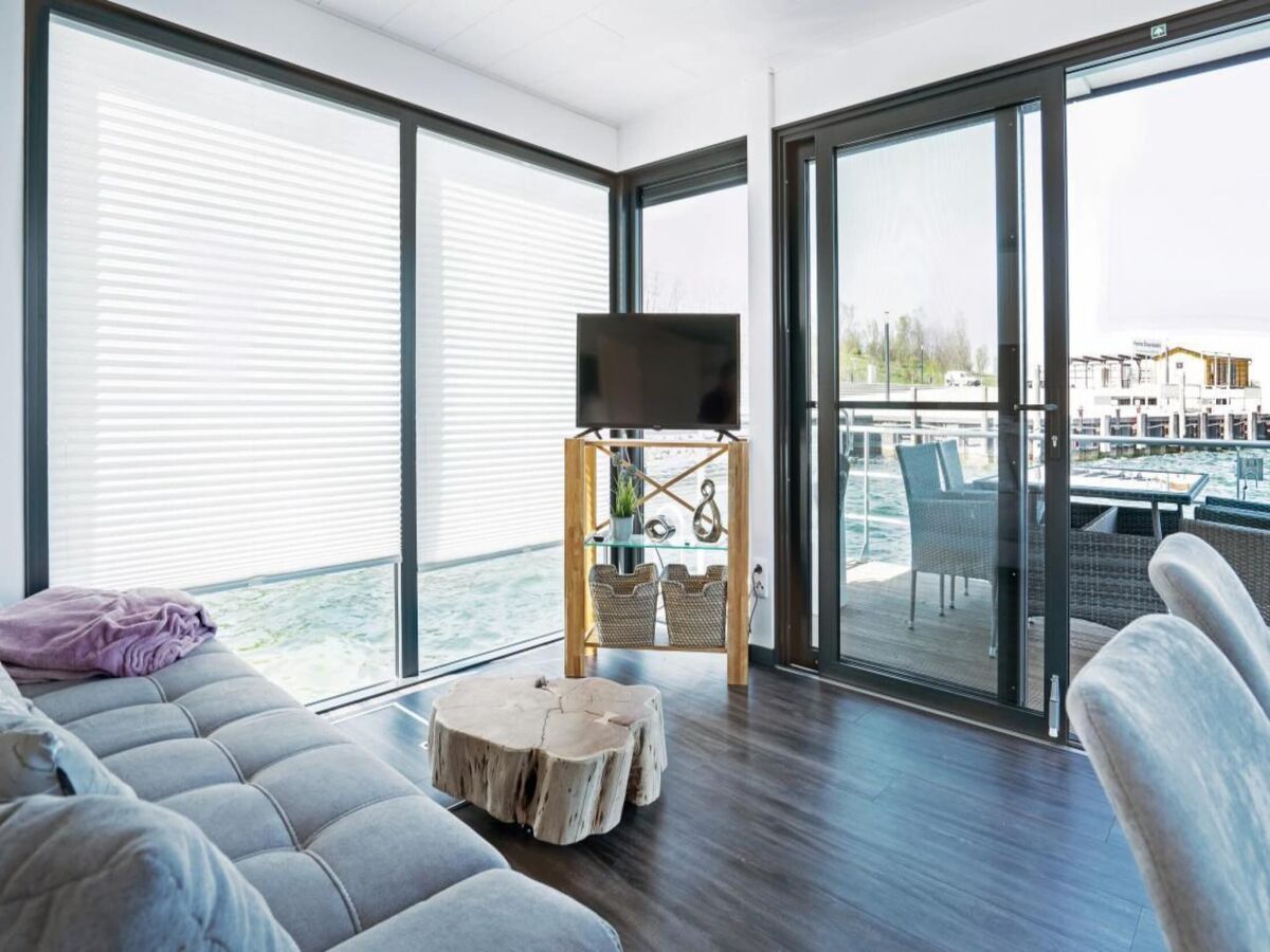 House boat Hausboot Junior am Geiseltalsee, Braunsbreda - Features photo 4