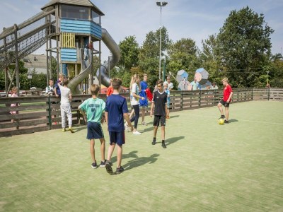 Holiday park Cozy Chalet Near North Sea - Outdoor photo 30