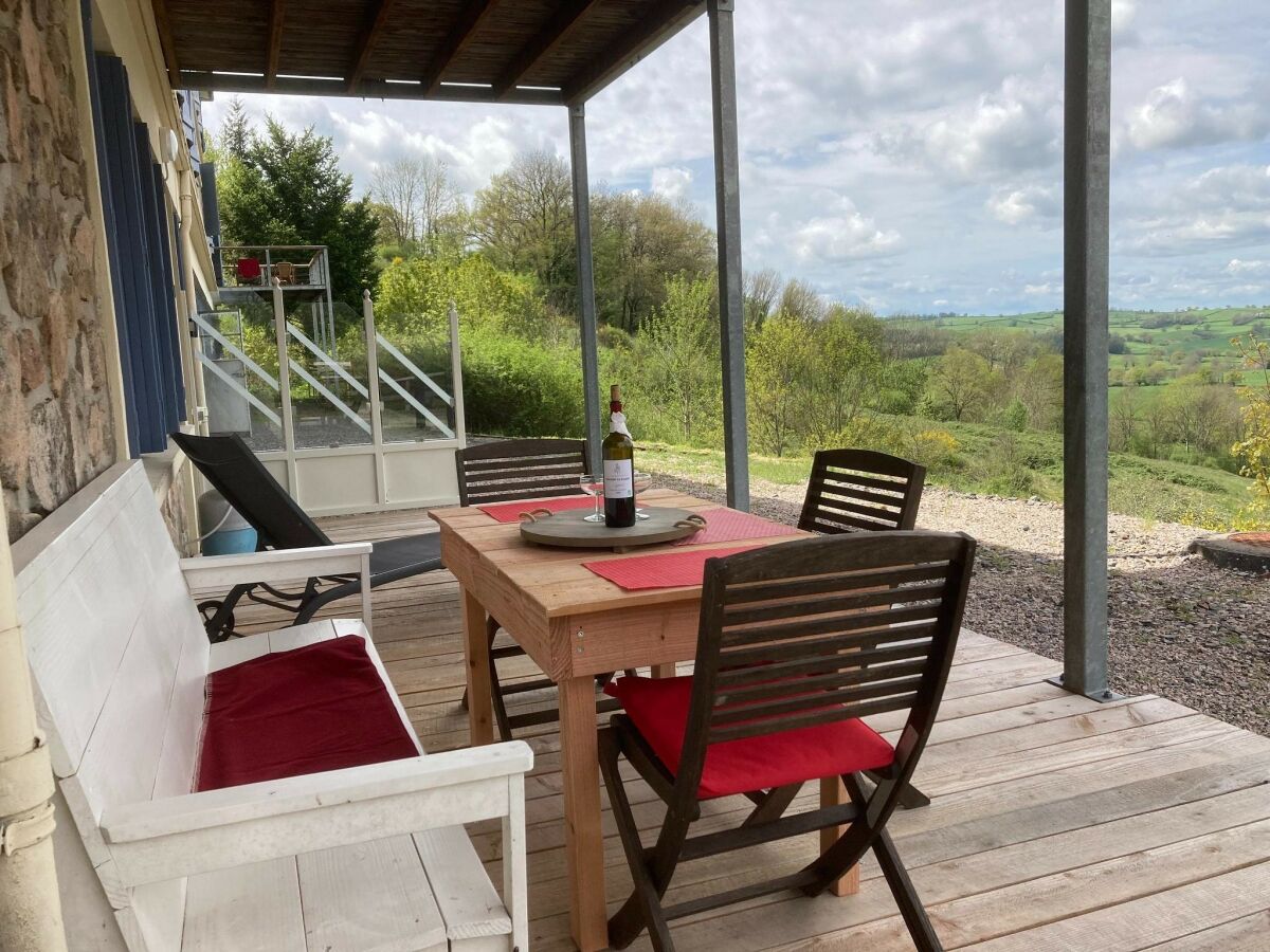 Holiday house Apartment in Cuzy with Heated Pool - Outdoor photo 4