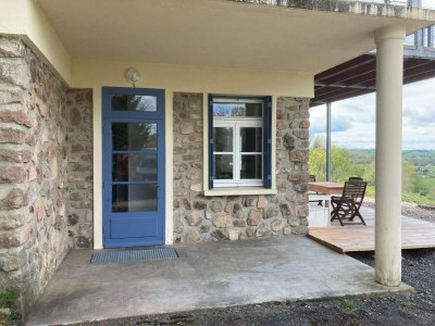 Holiday house Apartment in Cuzy with Heated Pool in Issy-l'Eveque - Holiday house