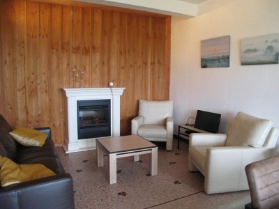 Holiday house Apartment in Cuzy with Heated Pool - Features photo 23