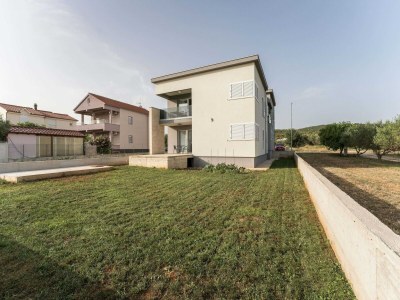 Apartment Luxury D Apartments - Luxury Two Bedroom Apartment with Terrace A2 - Outdoor photo 2