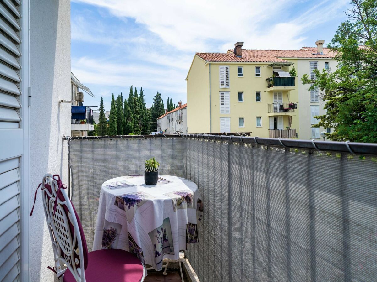 Apartment Apartment Klaudia - Two Bedroom Apartment with Balcony - Outdoor photo 2