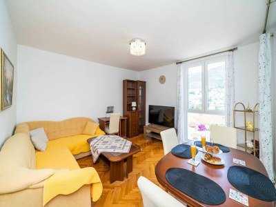 Apartment Apartment Klaudia - Two Bedroom Apartment with Balcony - Features photo 23