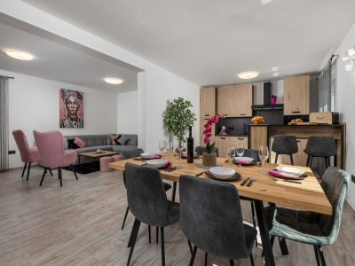 Villa Villa Lemily - Five Bedroom with Swimming Pool - Features photo 16