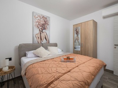 Villa Villa Lemily - Five Bedroom with Swimming Pool - Features photo 21