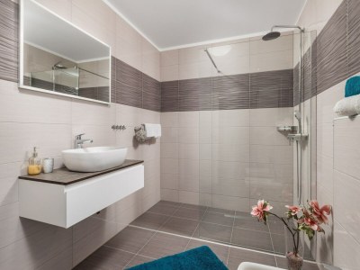 Villa Villa Lemily - Five Bedroom with Swimming Pool - Features photo 22