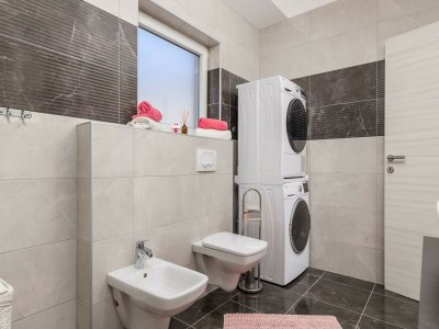 Villa Villa Lemily - Five Bedroom with Swimming Pool - Features photo 34