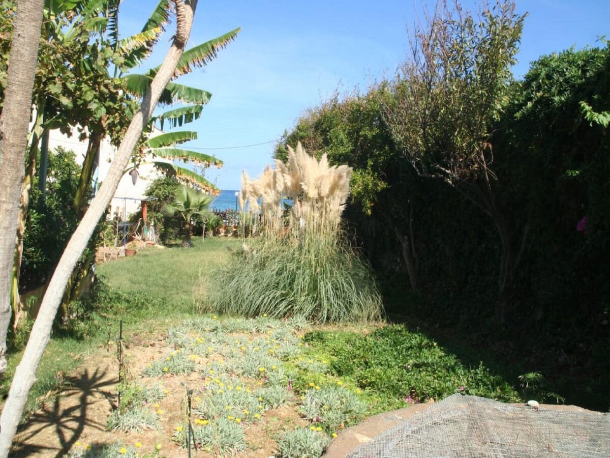 Apartment Ferienhaus auf Bali mit Zugang zum Strand - Outdoor photo 2