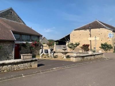 Holiday house Charmante Unterkunft in Molesme - Outdoor photo 8