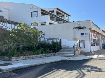 Apartment Hidden Gem Apartment - Two Bedroom Apartment with Terrace and Sea View - Outdoor photo 9