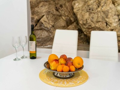 Apartment Hidden Gem Apartment - Two Bedroom Apartment with Terrace and Sea View - Features photo 21