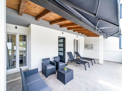 Apartment Hidden Gem Apartment - Two Bedroom Apartment with Terrace and Sea View - Outdoor photo 33