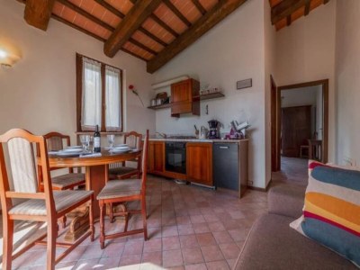 Apartment Holiday Home in Urbania with Garden BBQ - Features photo 7