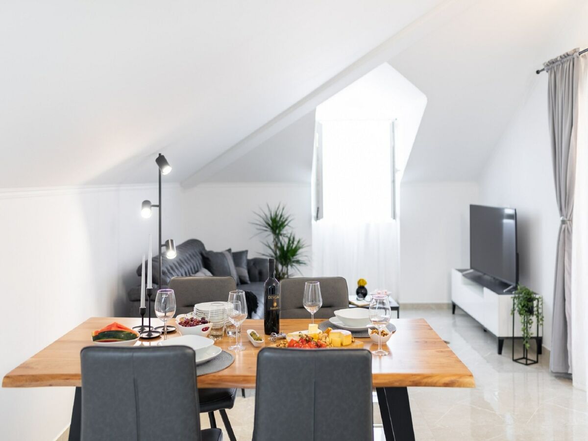 Apartment Apartment Dragojevic - Two bedroom apartment with Terrace and Sea View