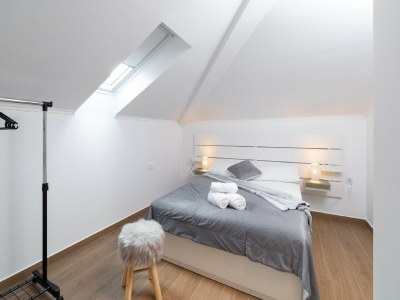 Apartment Apartment Dragojevic - Two bedroom apartment with Terrace and Sea View - Features photo 12