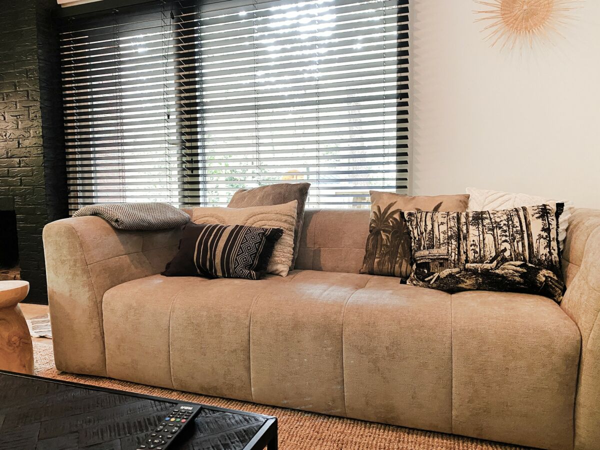 Holiday house Holiday Home in Rheezerveen with Wellness Area