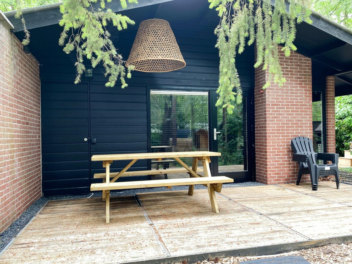 Holiday house Holiday Home in Rheezerveen with Wellness Area - Outdoor photo 4