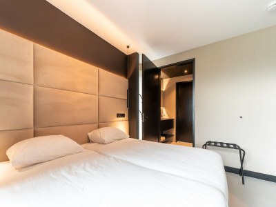 Villa Chic Family Villa with Play Area - Features photo 29