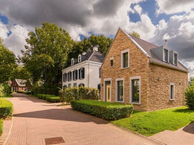 Holiday park Nice villa with veranda 4 km. from Maastricht - Outdoor photo 4