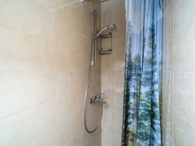 Apartment Rooms Nina - Double or Twin room with shared terrace - 1 - Features photo 10