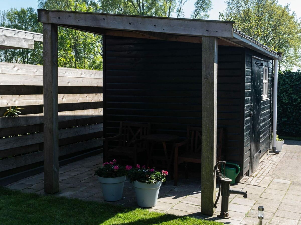 Holiday house Modern Comforts of this home in Paesens - Outdoor photo 5