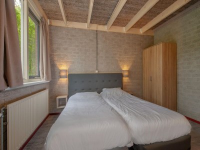 Holiday park Bungalow in Weert with Private Jetty - Features photo 8